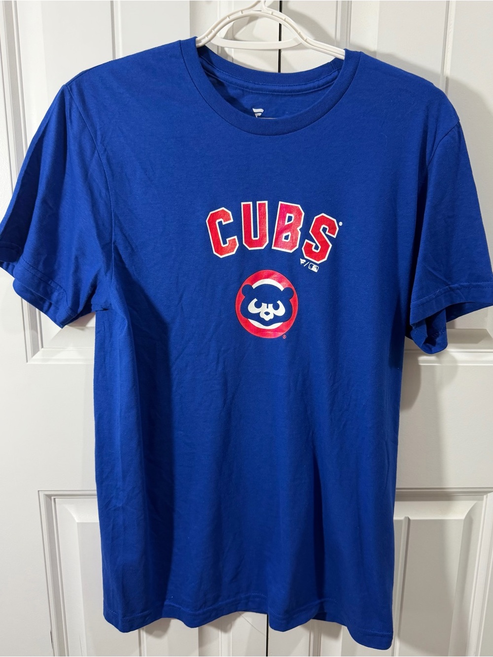 Chicago Cubs Fanatics T-Shirt Men’s Small Blue MLB Logo New Without Tags